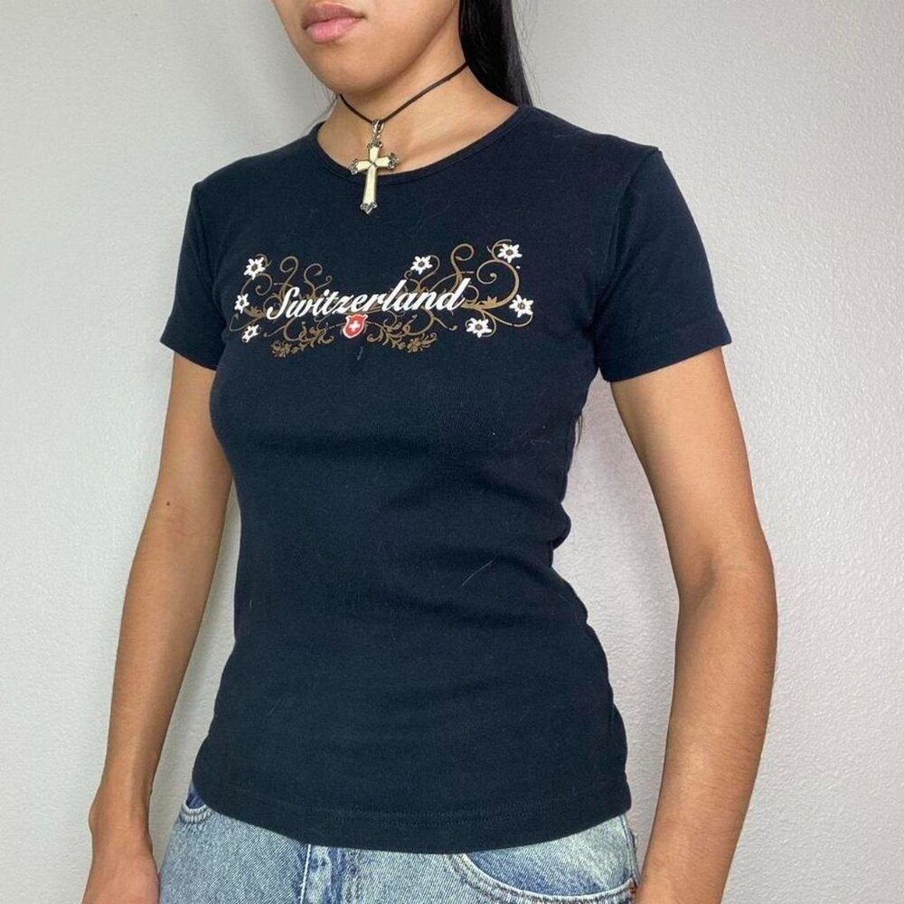 Y2k SWITZERLAND BABY TEE